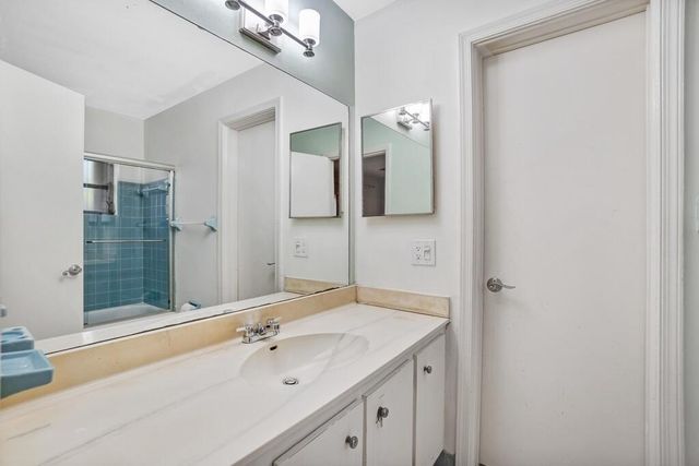 8270 NW 66th Terrace, Tamarac, FL 33321