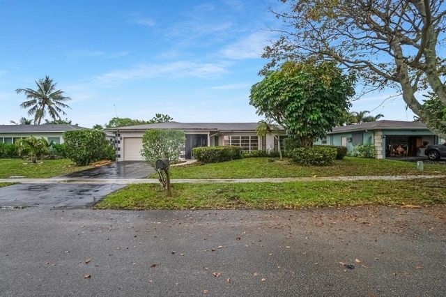 8270 NW 66th Terrace, Tamarac, FL 33321