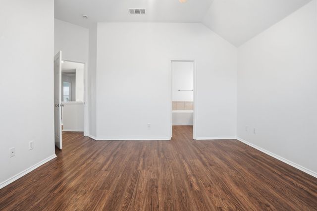 10005 Chadbourne Road, Fort Worth, TX 76244