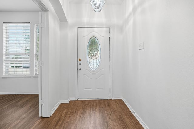 10005 Chadbourne Road, Fort Worth, TX 76244