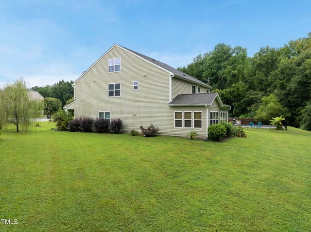 728 Spruce Meadows Lane, Willow Springs, NC 27592