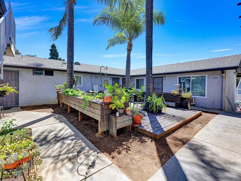 234 W Kalmia, Fallbrook, CA 92028 — photo 4