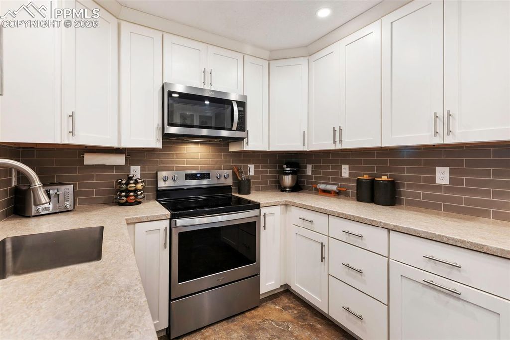 901 Wilson Drive, Florissant, CO 80816 — photo 4