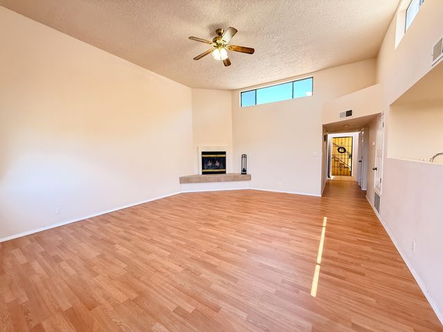 523 Pinon Creek Road SE, Albuquerque, NM 87123