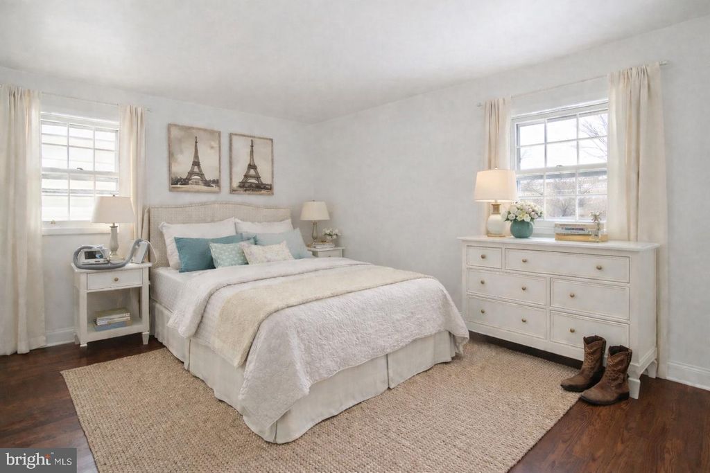 Image 19 of property listing at 203 APPLE TREE DR, Ranson, WV 25438