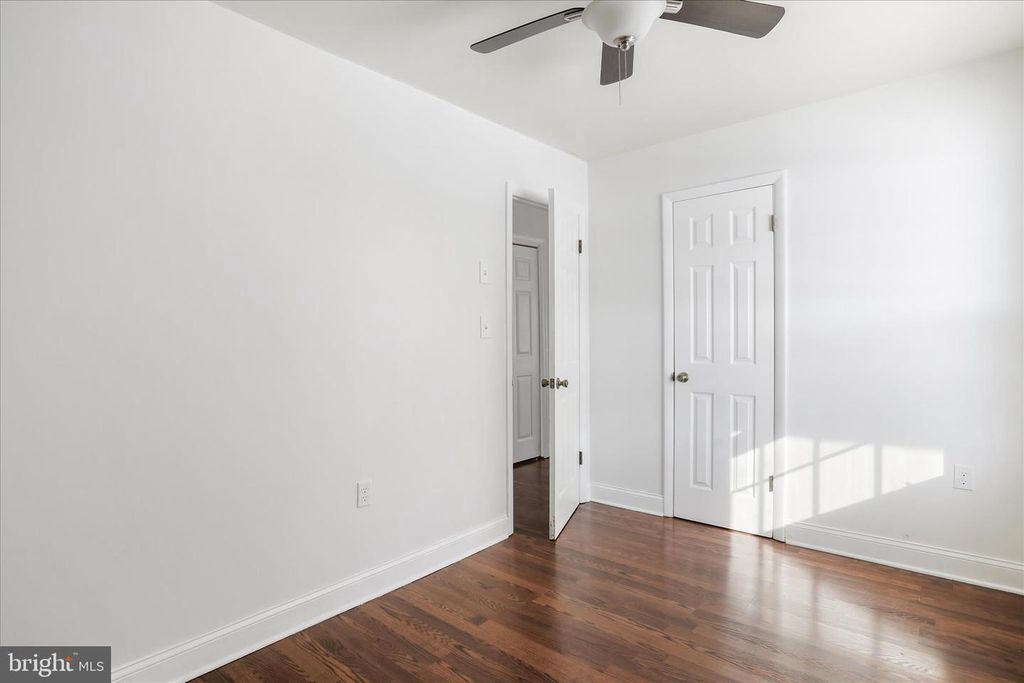 Image 25 of property listing at 203 APPLE TREE DR, Ranson, WV 25438