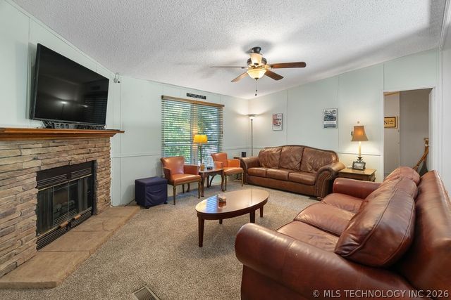 4610 Copperhead Street, Kingston, OK 73439