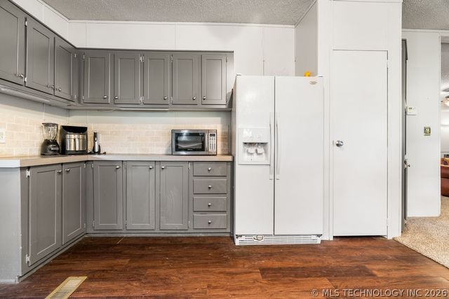 4610 Copperhead Street, Kingston, OK 73439