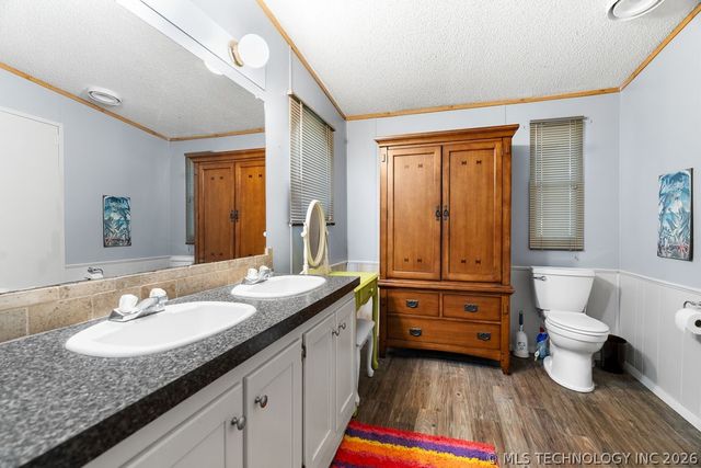 4610 Copperhead Street, Kingston, OK 73439