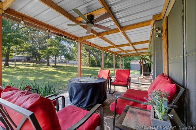 4610 Copperhead Street, Kingston, OK 73439