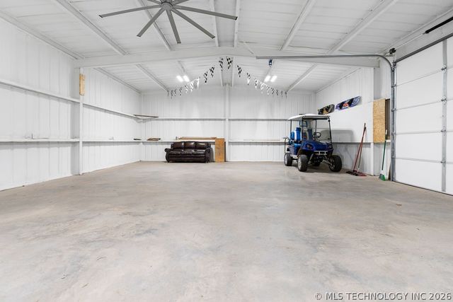 4610 Copperhead Street, Kingston, OK 73439