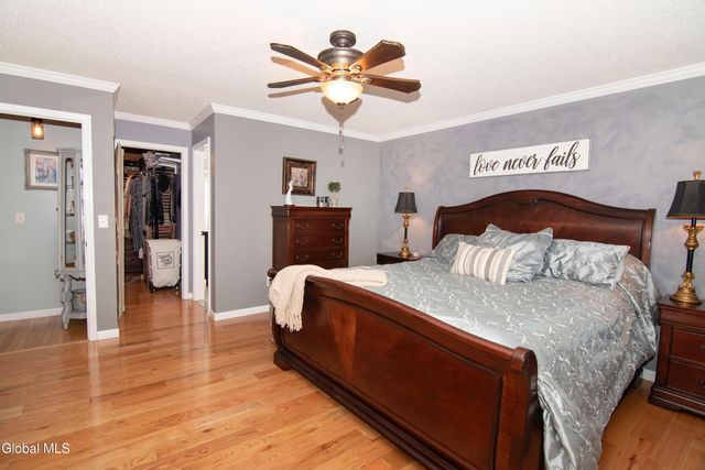 25 Timothy Way, Mechanicville, NY 12118