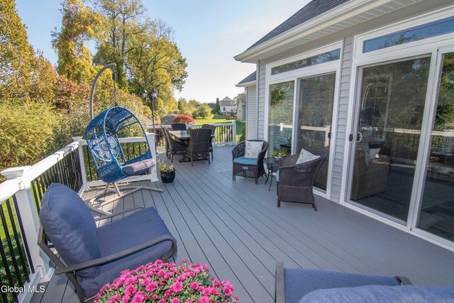 25 Timothy Way, Mechanicville, NY 12118