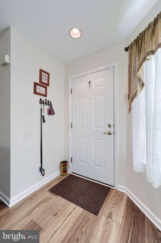 332 GAVIN DR, Coatesville, PA 19320