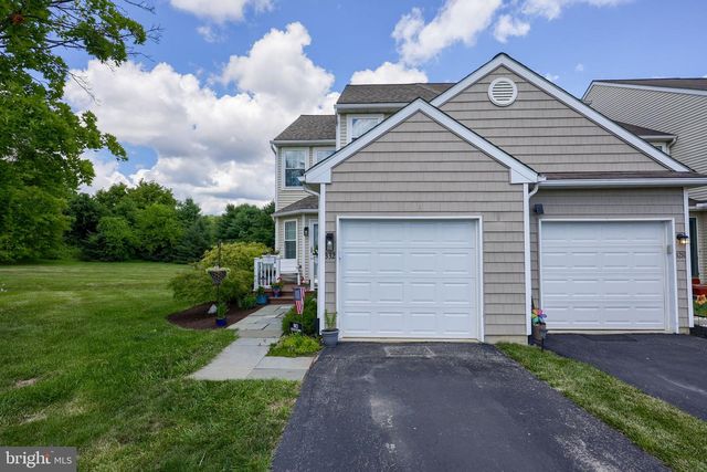 332 GAVIN DR, Coatesville, PA 19320