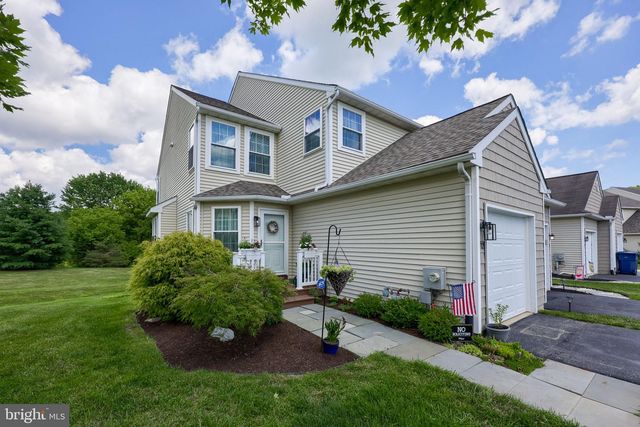 332 GAVIN DR, Coatesville, PA 19320
