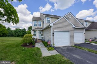 332 GAVIN DR, Coatesville, PA 19320