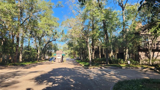 11711 Memorial Drive 604, Houston, TX 77024