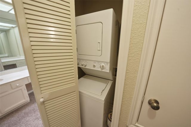 11711 Memorial Drive 604, Houston, TX 77024