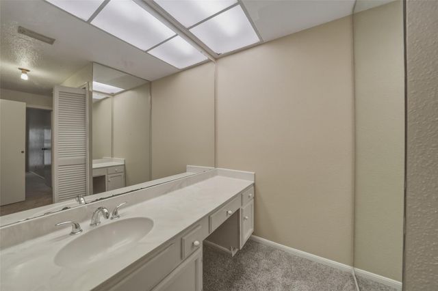 11711 Memorial Drive 604, Houston, TX 77024