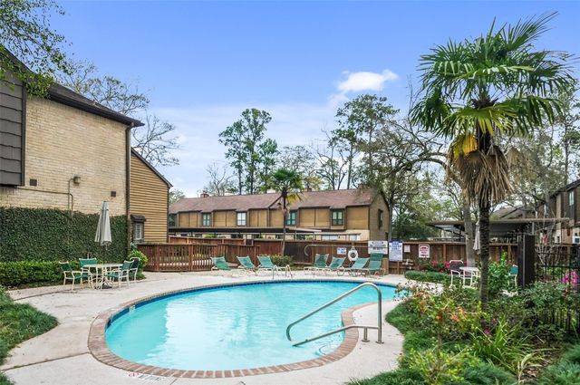 11711 Memorial Drive 604, Houston, TX 77024