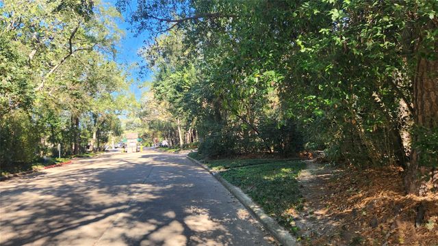 11711 Memorial Drive 604, Houston, TX 77024