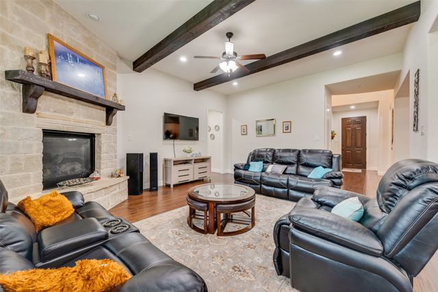1025 W Bluff Way, Roanoke, TX 76262