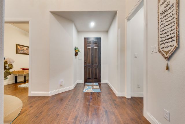 1025 W Bluff Way, Roanoke, TX 76262