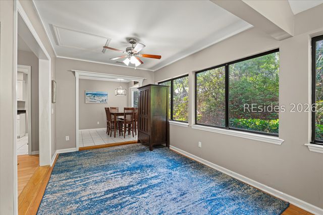 4 Sycamore Ln, Hilton Head Island, SC 29926