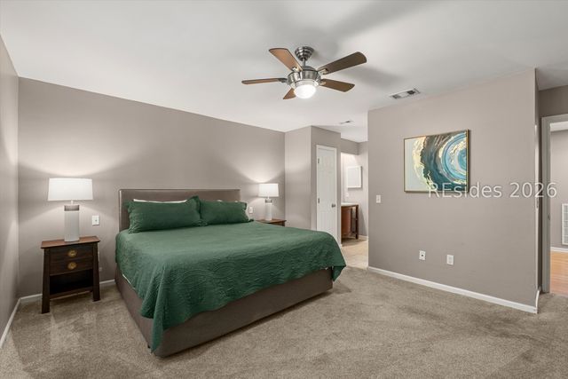 4 Sycamore Ln, Hilton Head Island, SC 29926