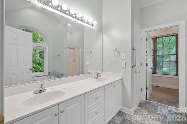36 Poplar Creek Drive, Asheville, NC 28805