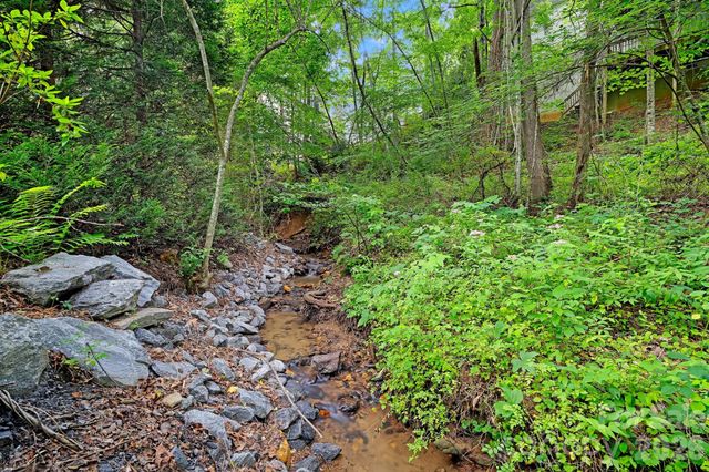 36 Poplar Creek Drive, Asheville, NC 28805
