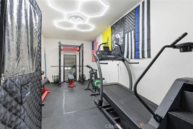 16770 Tea Tree Lane, Fontana, CA 92336