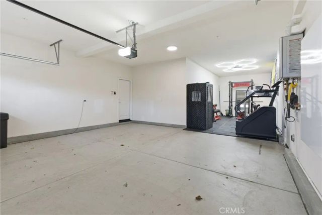 16770 Tea Tree Lane, Fontana, CA 92336