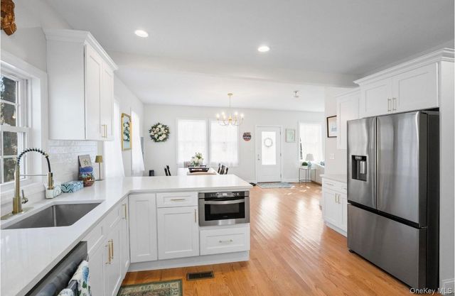 54 Hayground Road, Water Mill, NY 11976