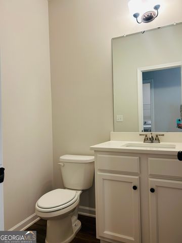 57 Pacific Avenue, Sharpsburg, GA 30277