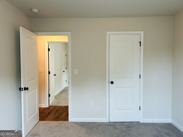 57 Pacific Avenue, Sharpsburg, GA 30277