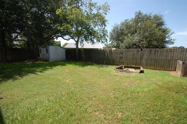 2035 Old Dixie Drive, Richmond, TX 77469