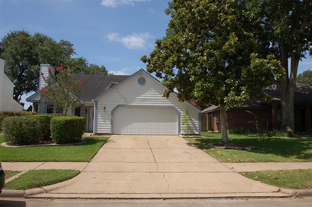 2035 Old Dixie Drive, Richmond, TX 77469