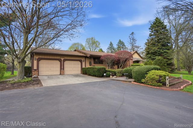 4134 Sleeth Road, Commerce Charter Township, MI 48382
