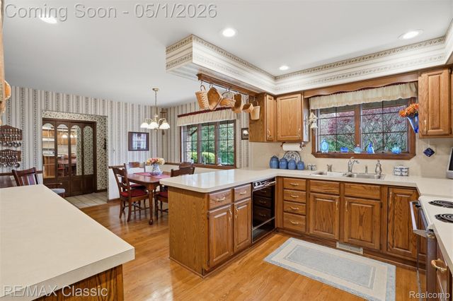 4134 Sleeth Road, Commerce Charter Township, MI 48382