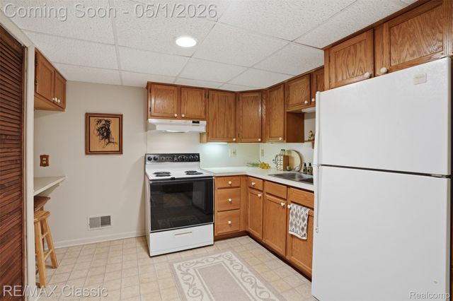 4134 Sleeth Road, Commerce Charter Township, MI 48382