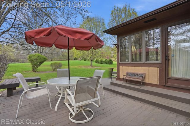 4134 Sleeth Road, Commerce Charter Township, MI 48382