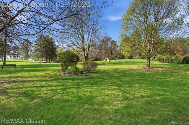 4134 Sleeth Road, Commerce Charter Township, MI 48382