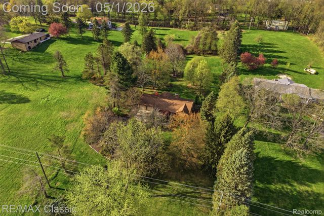 4134 Sleeth Road, Commerce Charter Township, MI 48382