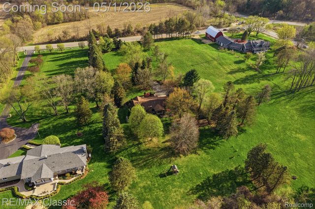 4134 Sleeth Road, Commerce Charter Township, MI 48382