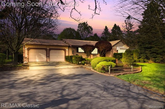 4134 Sleeth Road, Commerce Charter Township, MI 48382