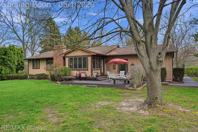 4134 Sleeth Road, Commerce Charter Township, MI 48382