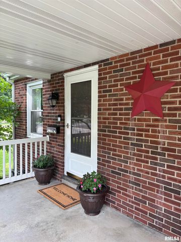 2014 N 9th Street, Springfield, IL 62702