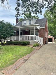 2014 N 9th Street, Springfield, IL 62702